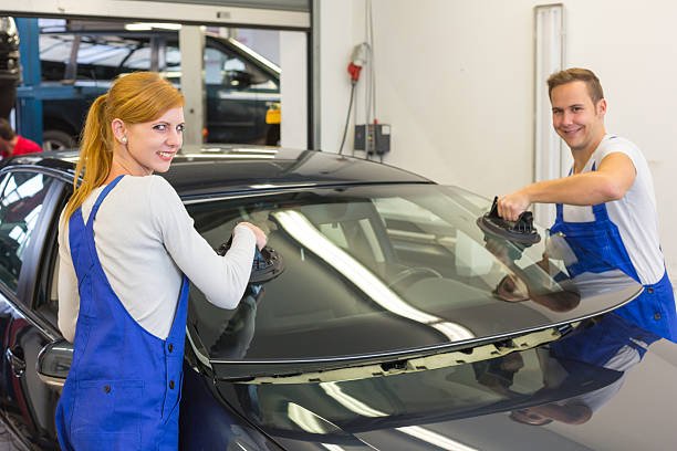 Windshield Repair Sherman Oaks CA Expert Auto Glass Repair and Replacement Services with Quick Services Auto Glass